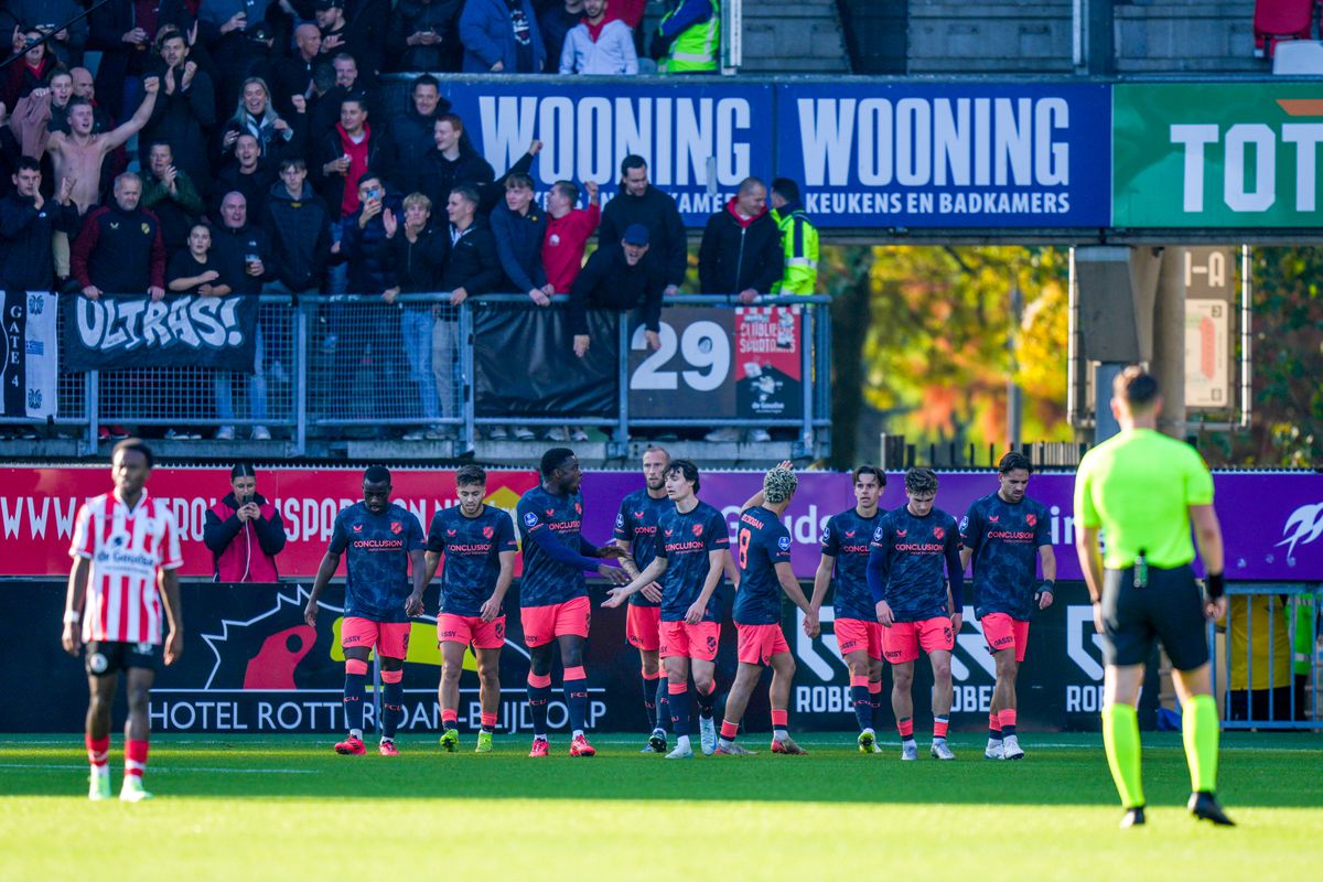 FC Utrecht sluipt tegen Sparta richting PSV, op Het Kasteel roept iedereen al om Maurice Steijn