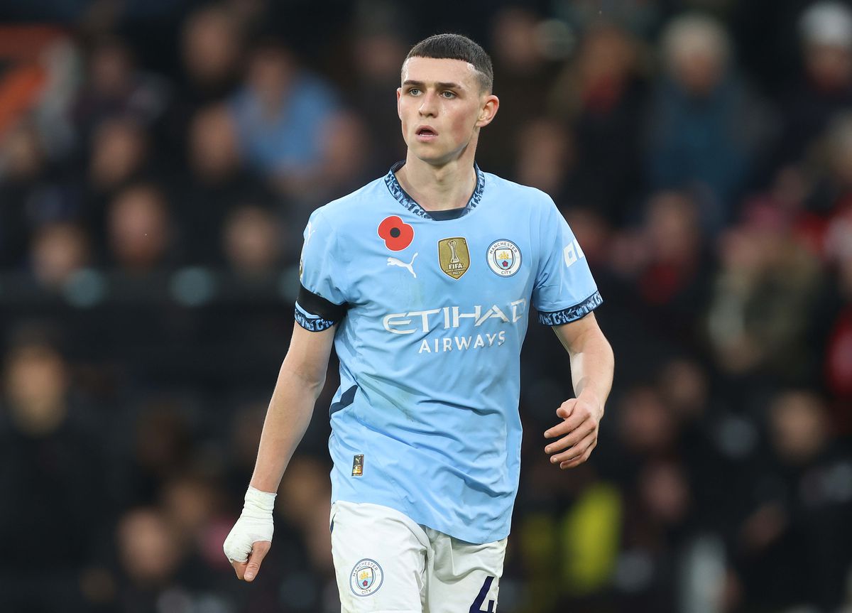 Phil Foden neemt maatregelen voor speciaal dieet, tot grote verbazing van zijn moeder