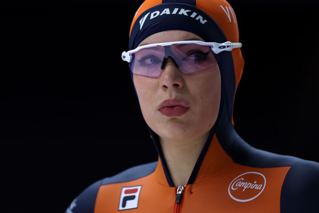 Jutta Leerdam komt in Thialf tijdens generale repetitie vol 'snelle tijden' tekort tegen specialiste