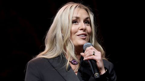 Legende Lindsey Vonn (41) roept om aandacht na schokkend bericht: 'Je bent walgelijk, ski tegen een boom aan'