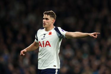 Topvoetballer Micky van de Ven moet door het stof na rel bij Tottenham: 'Hij kwam mijn kantoor binnen'