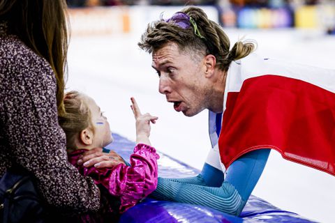 Jorrit Bergsma 'kan nog wel effe mee' na breken iconisch schaatsrecord: 'Ben er niet zo mee bezig'