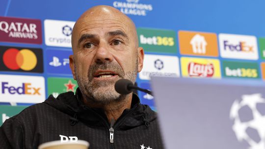 Peter Bosz geniet van bijzonder Champions League-affiche tegen Liverpool: 'Leuk dat ik dit nog meemaak'