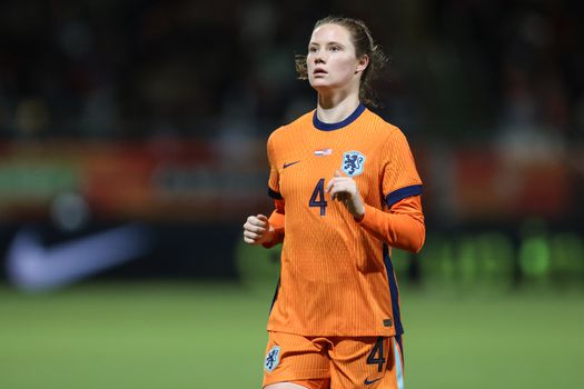 'Guppie' Veerle Buurman (18) speelde jaar geleden nog tussen de jongens en imponeert nu bij Oranje Leeuwinnen