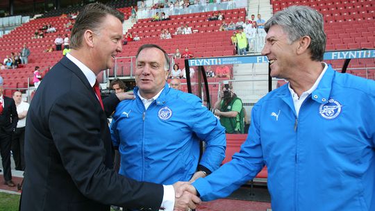 Bekende Nederlandse coach doet boekje open over ruzie met Louis van Gaal: 'Dat vond ik vervelend'