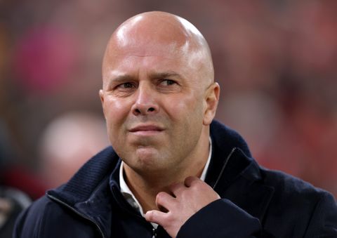 Arne Slot krijgt met Liverpool in Premier League nieuwe klap door grote fout Virgil van Dijk