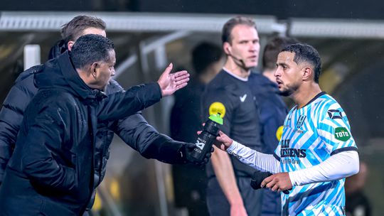 Mohamed Ihattaren over mogelijke 'tongzoen' met RKC-trainer Henk Fraser: 'Ik ben gewoon een gevoelsmens'