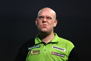 Realistische Michael van Gerwen na verloren WK-finale: 'Dit mag niet gebeuren'