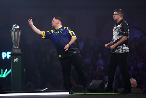 WK-winnaar Luke Littler deelt mooie voorspelling over concurrent Gian van Veen: 'Zal niet de laatste zijn'