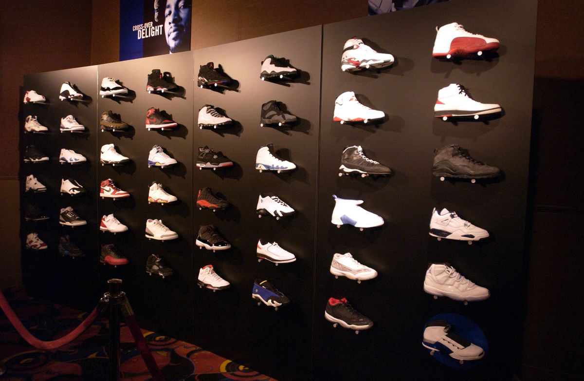 Weer wat schoenen verkocht van Michael Jordan: 'Nooit zoveel geld voor gebruikte sneakers'
