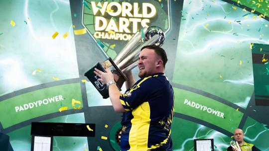 Deal van 150 miljoen euro in dartswereld dankzij Luke Littler: 'Er is geen betere tijd dan nu'