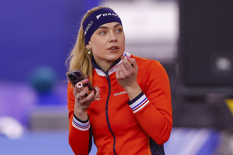 Schaatskampioene Joy Beune krijgt pikant advies: 'Ze moet het gewoon elk jaar doen'