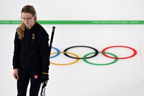 Blunderende scheidsrechter op Olympische Spelen zorgt voor verbazing: 'Wat is er gebeurd?'