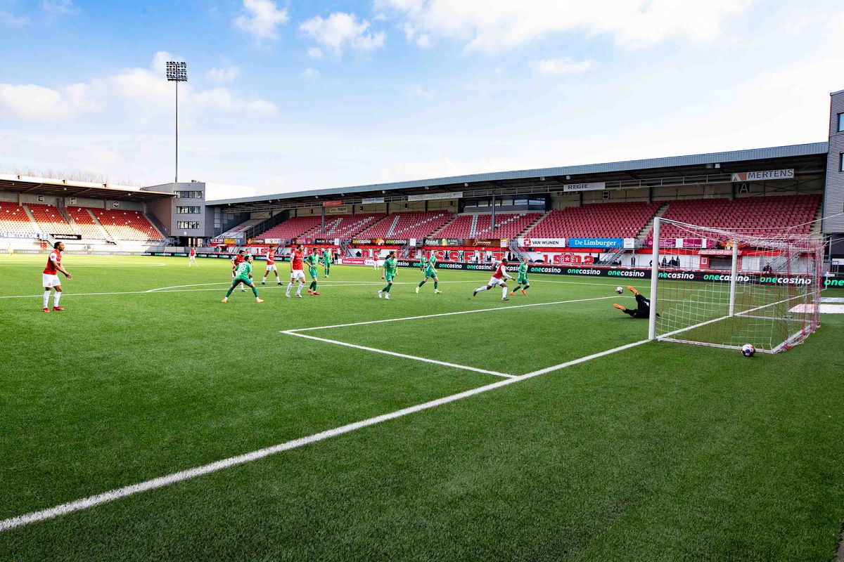 Hervatting van MVV - FC Dordrecht duurde negen minuten en dit gebeurde er