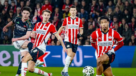 PSV'er werd compleet ondersteboven gelopen door Arsenal: 'We renden alleen maar achter de bal aan!'
