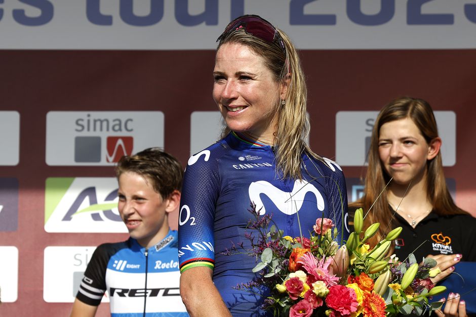 Annemiek van Vleuten gooit olie op het vuur met opmerking over Johan Derksen: 'Zeg dat nou niet!'