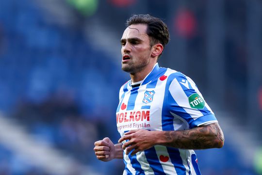 Heerenveen-speler Sam Kersten vol verbazing na eerste doelpunt ooit