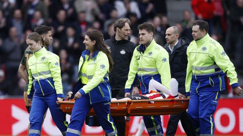 PSV 'vreest het ergste' na pijnlijke aftocht Jerdy Schouten: 'Verschrikkelijk'