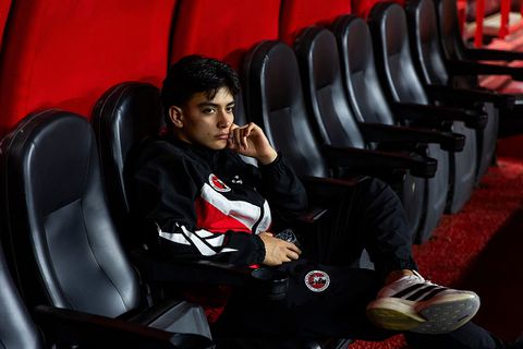 'Ajax en Feyenoord jagen op 'Mexicaanse Pedri', ook Francesco Farioli is in de race'