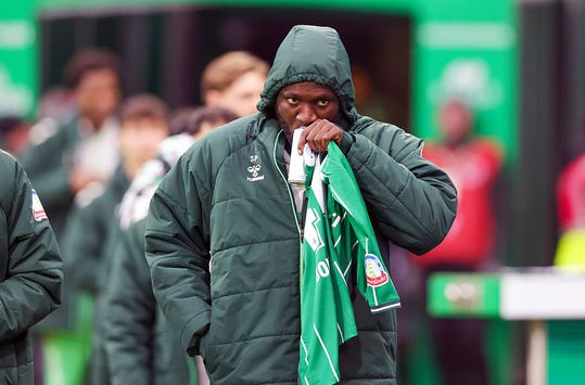 Trainer haalt hard uit naar 'te zware' topspits (25): 'Het is ongelooflijk dat dit dezelfde speler is'