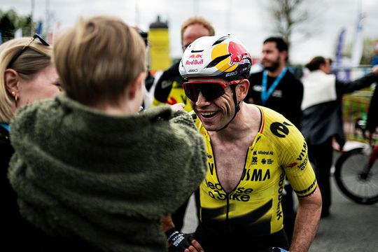 Nederlandse wielerploeg Visma gaat gebukt onder bizarre vloek in Ronde van Vlaanderen: 'De allermoeilijkste'