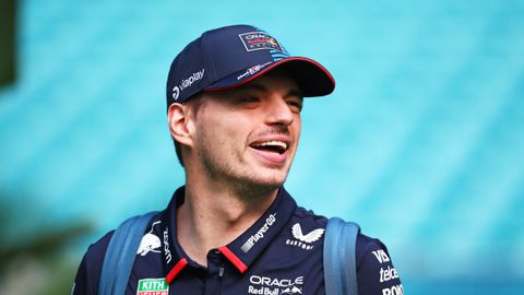 Max Verstappen domineert sprintrace in Miami, Daniel Ricciardo verrast met P4