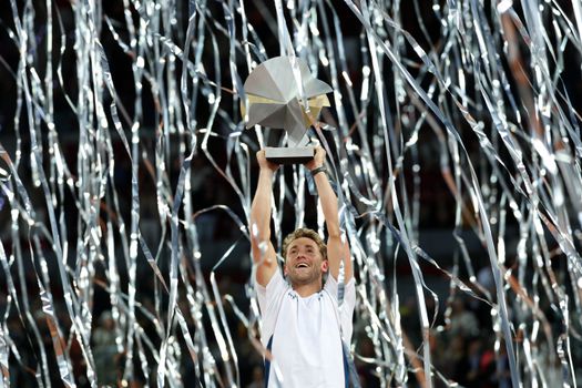 Noorse toptennisser pakt grootste titel uit zijn carrière en krijgt enorm bedrag aan prijzengeld uitbetaald