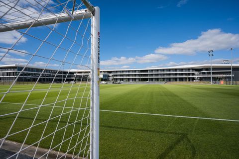 Voetbalwedstrijd om bizarre reden gestaakt: 'Ik walg bijna van mezelf dat ik me heb laten ompraten'