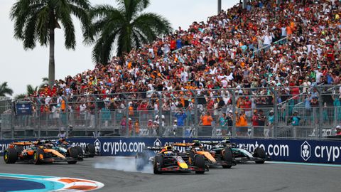 McLarens drukken Max Verstappen met de neus op de feiten in Miami, Nederlander valt buiten podium