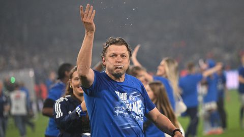 Bijzondere nacht voor ex-international Youri Mulder en veelbesproken vriendin: 'Tien minuten volgehouden'