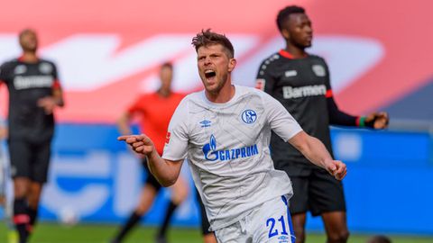 Oud-topvoetballer Klaas-Jan Huntelaar vroeg zelf om vertrek bij Ajax: 'Puur uit clubliefde'