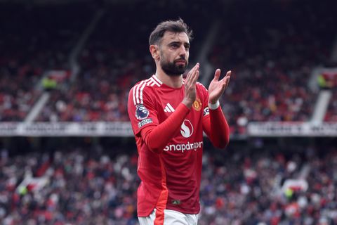 Topvoetballer Manchester United onthult bijzondere rol van zijn vrouw bij afgewezen megacontract