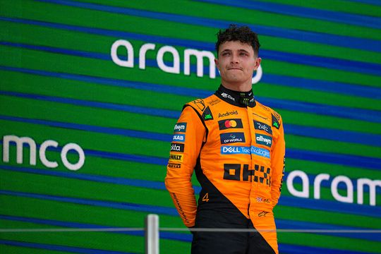 Voormalig wereldkampioen geeft Lando Norris opmerkelijk advies: 'Hij heeft een psycholoog nodig'