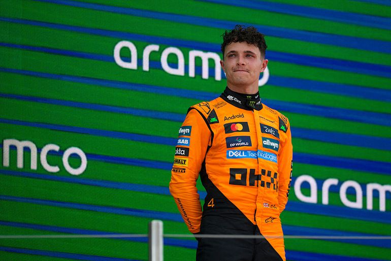 Voormalig wereldkampioen geeft Lando Norris opmerkelijk advies: 'Hij heeft een psycholoog nodig'