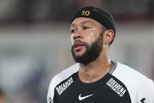 Memphis Depay zorgt voor onrust in Brazilië: supporters bestormen clubgebouw Corinthians