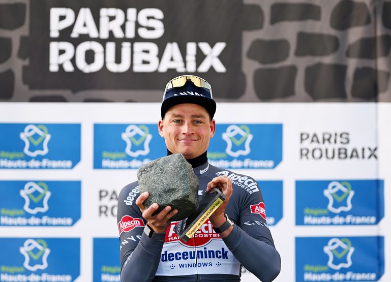 Mathieu van der Poel getroffen door typisch wielerfenomeen: 'Je zult er werk aan hebben…'