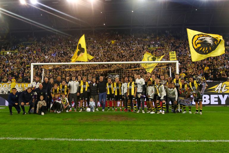 Vitesse komt met grote mededeling over behoud proflicentie: 'Klaar voor een gezonde toekomst'
