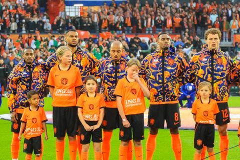 Zo klinkt het Wilhelmus: waarom er in het Nederlandse volkslied 'Hispanje' en 'van Duitsen bloed' gezongen wordt
