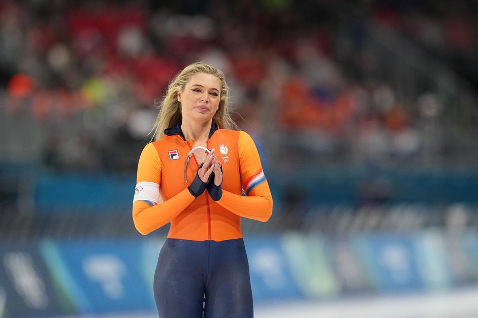 Jutta Leerdam duikt weer op in Nederland: schaatsicoon geniet van uitje met bekende collega