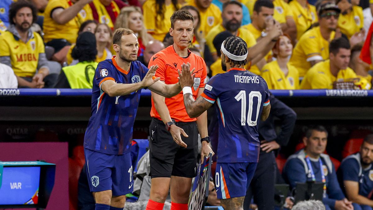 Daley Blind lacht om bange Rafael van der Vaart: 'Volgens mij heeft-ie 2000 minuten minder gespeeld'