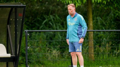 Keeperstrainer verruilt na twee maanden Ajax alweer voor Manchester United