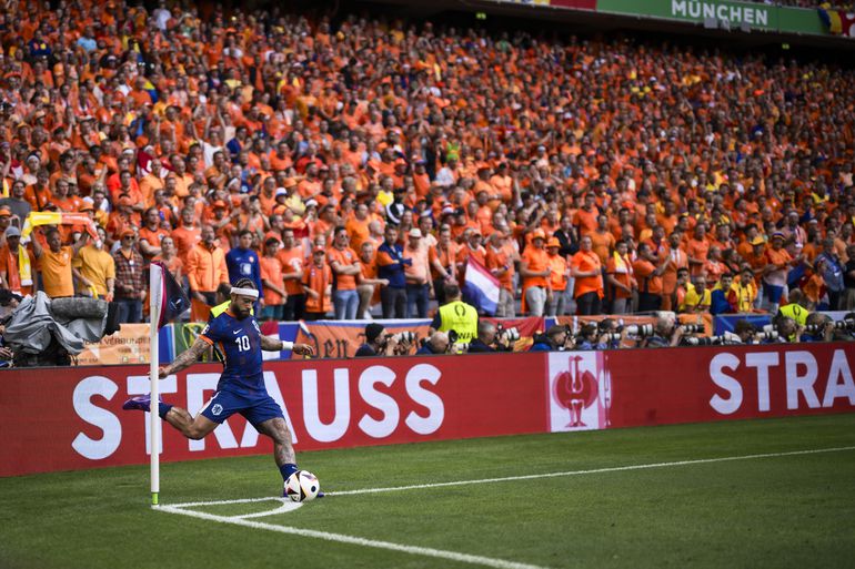 Valentijn Driessen uit onvrede over 'Cristiano Ronaldo van Nederland': 'Komt geen ene ruk uit'