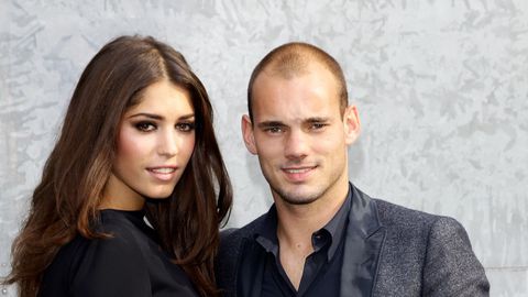 Yolanthe Cabau heeft ex Wesley Sneijder op bezoek: 'Je kan beter in Nederland zitten dan hier'