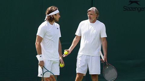 Tennislegende en trainer pakt op Wimbledon eigen topspeler hard aan: 'Hij doet helemaal niks!'