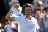 Toptennisser met opmerkelijke ziekte blijft Wimbledon verbazen, zoontje steelt de show