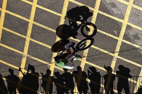Alarmerende berichten tijdens Tour de France: 'Er is crisisoverleg'