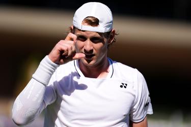 Belgische tennisser (27) stormt in tranen weg op persconferentie Wimbledon