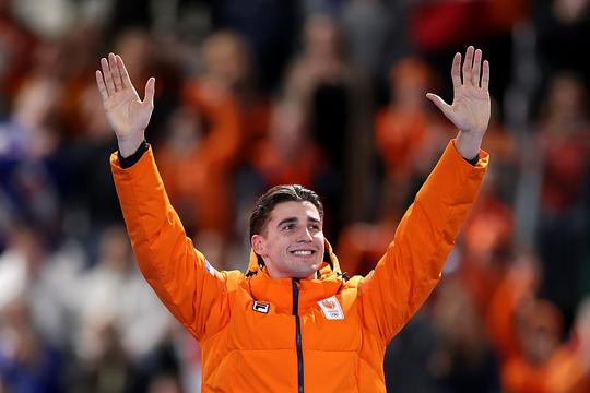 Schaatskampioen Jenning de Boo (22) ontmoet beroemde Nederlandse zangeres (24): 'Wat een lieverd ben jij!'
