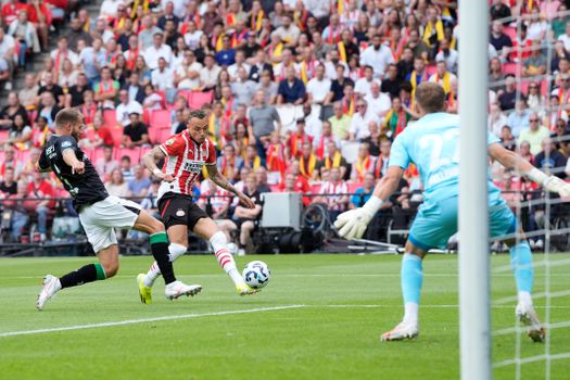 Noa Lang scoort wéér in Johan Cruijff Schaal én tegen Feyenoord: prachtige rentree voor PSV'er