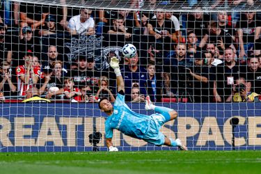 Timon Wellenreuther wint Johan Cruijff Schaal maar is niet tevreden na PSV-Feyenoord: 'Daar moet ik mee aan de slag gaan'